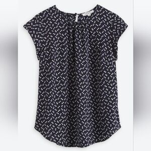 MONDAY FUN Kaden Pleated Short Sleeve Blouse